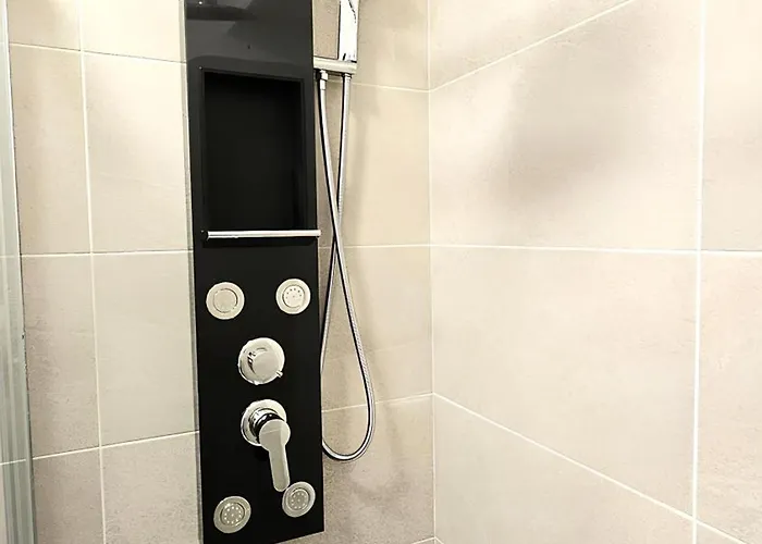 Bed & Breakfast Convenient Rome