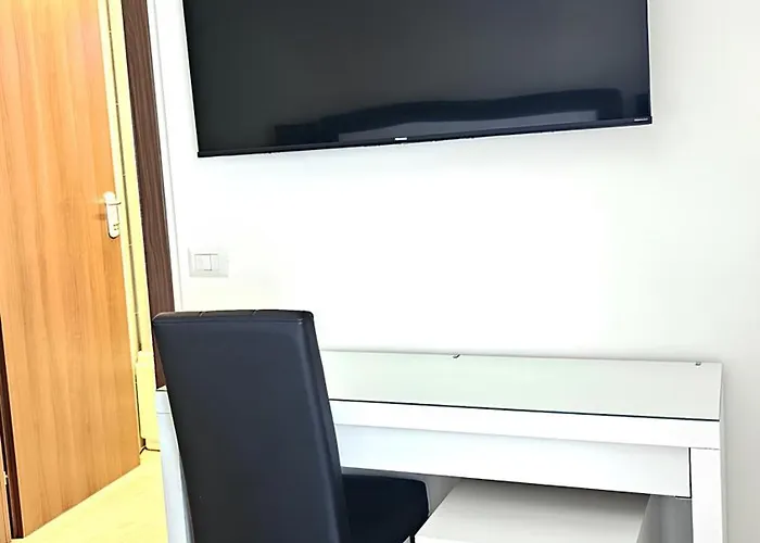 Convenient Bed & Breakfast 4*