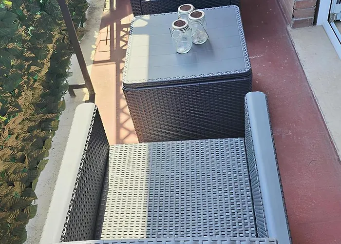 Convenient Bed & Breakfast 4*