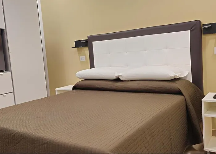 Bed & Breakfast Convenient 4*