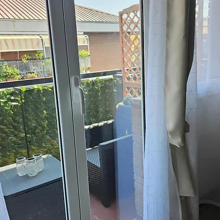 Bed & Breakfast Convenient 4*